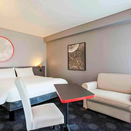 Ibis Styles Paris Mairie De Montreuil Hotel Montreuil  Exterior photo