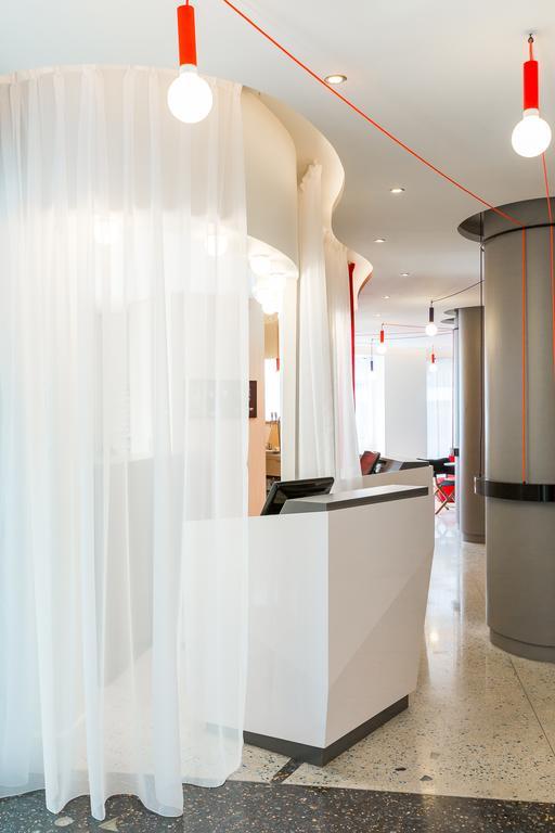 Ibis Styles Paris Mairie De Montreuil Hotel 3*