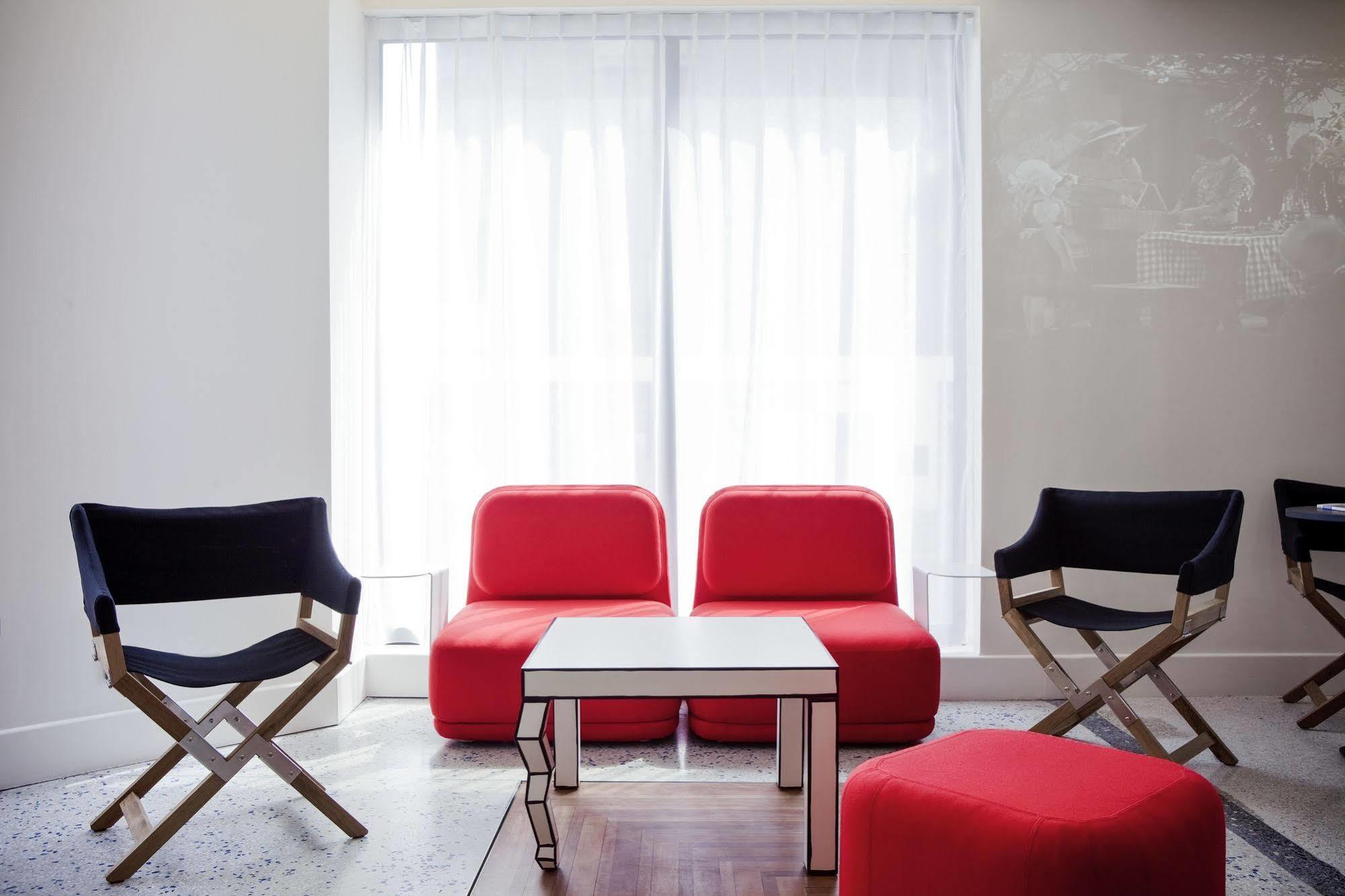 Ibis Styles Paris Mairie De Montreuil Hotel 3*
